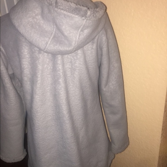 Coat - Picture 2 of 7